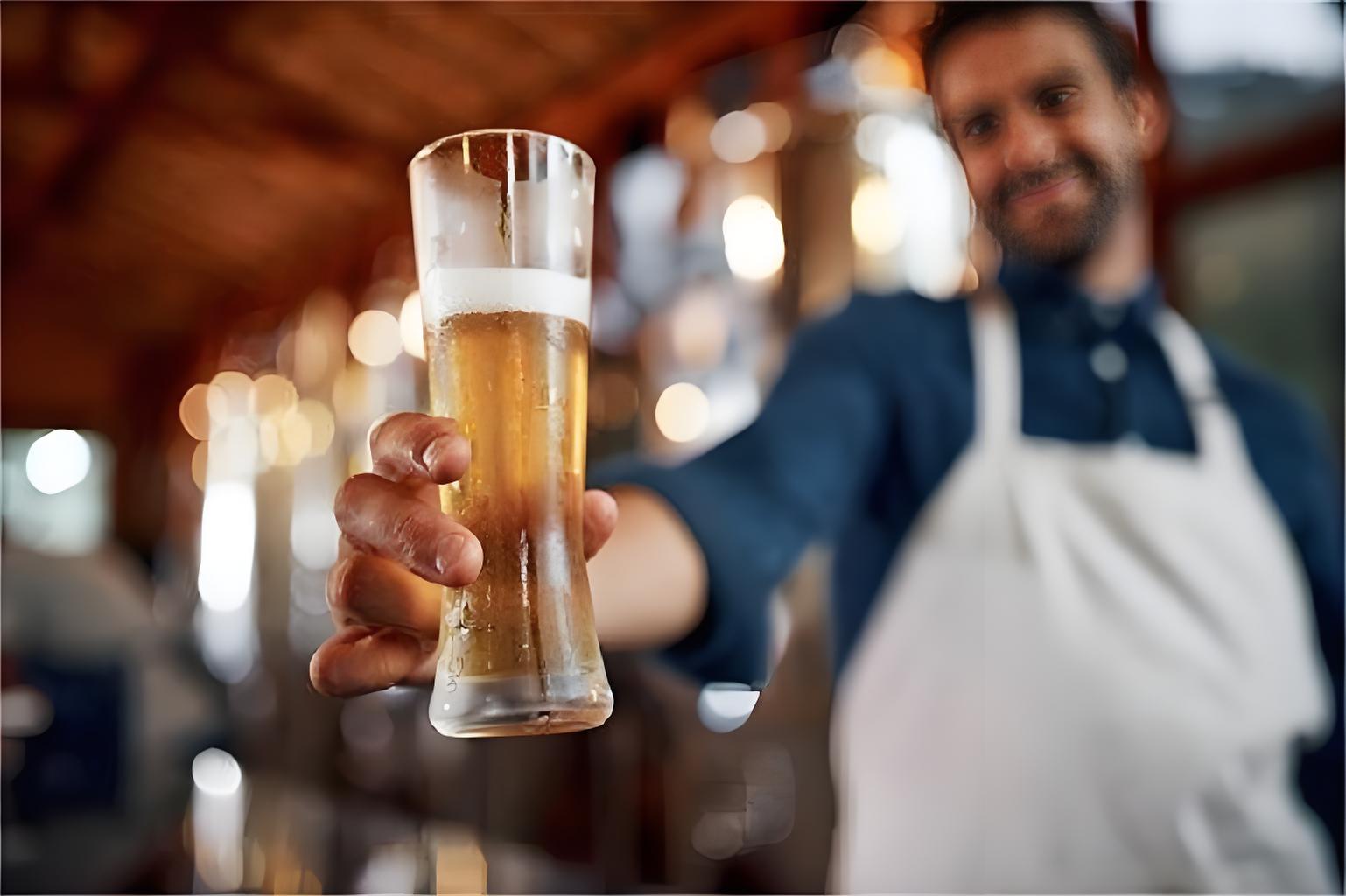 餐飲店鋪如何選擇精釀啤酒設(shè)備？